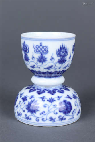 Blue-and -white Cup Wrapped with Lotus of the Ming XuanDe Dy...
