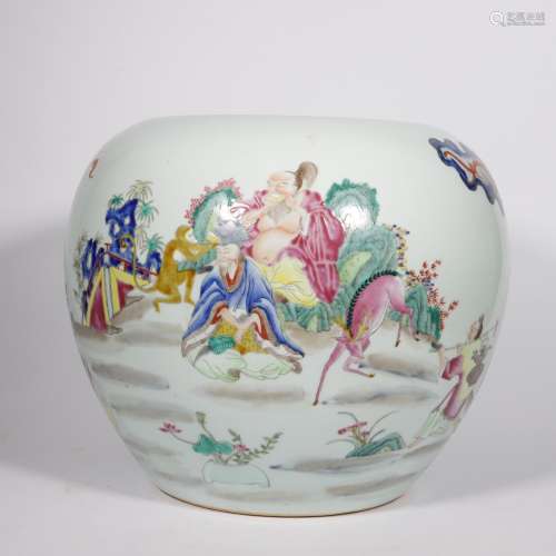 Famille Rose Pot with the Pattern of Figures and Stories