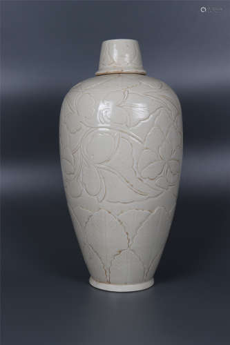 Ding Kiln Prunus Vase