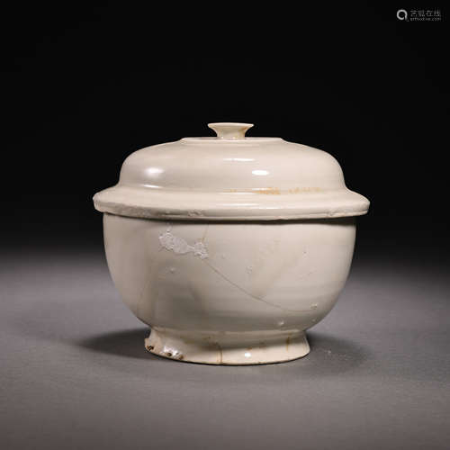 BROKEN DING WARE WHITE PORCELAIN COVERED BOWL, NORTHERN SONG...