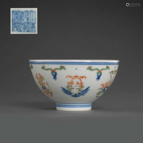 CHINESE QING DYNASTY QIANLONG DOUCAI BOWL