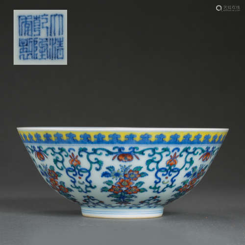 CHINESE QING DYNASTY QIANLONG DOUCAI BOWL