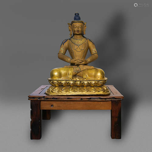 SEATED GILT BRONZE BUDDHA 'WU LIANG SHOU', QIANLONG PERIOD, ...