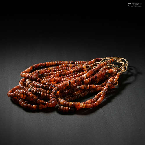 A SET OF PERSIAN CULTURE AGATE STRING