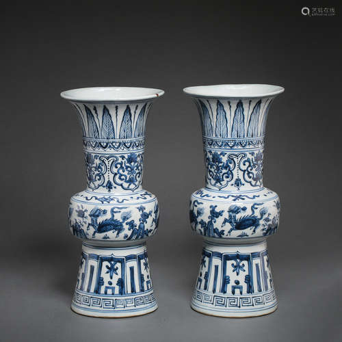 BLUE AND WHITE FLOWER GOBLET, QING DYNASTY, CHINA