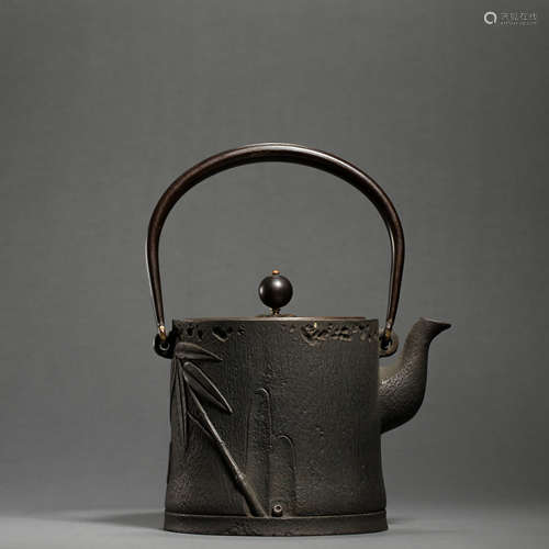 JAPANESE IRON KETTLE