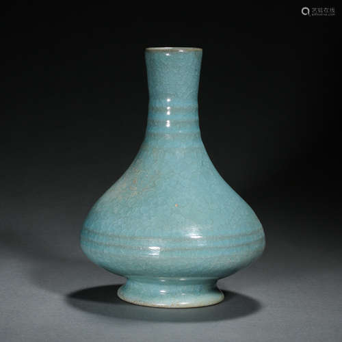 CHINESE RU WARE CELADON FLASK, SONG DYNASTY