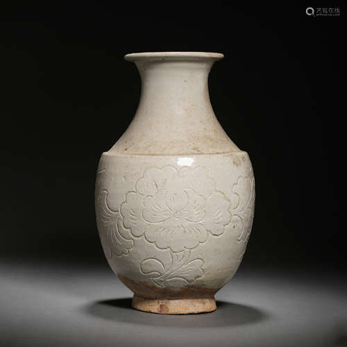 DING WARE VASE WITH CARVED FLOWER PATTERNS, , NORTHERN SONG ...