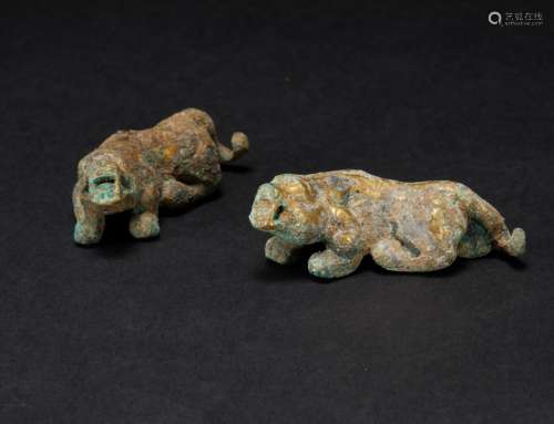 Bronze animal head ornaments in the Han Dynasty