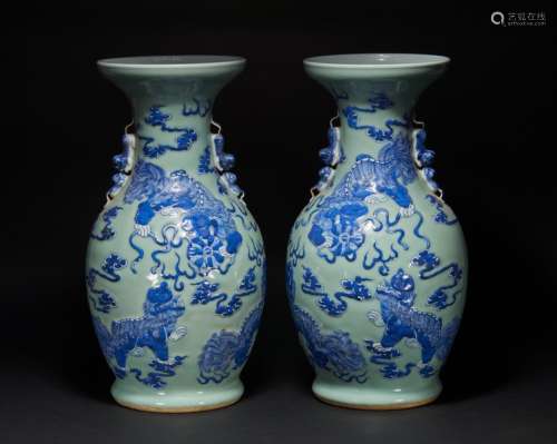 Bean Green Kylin Big Jar in Qing Dynasty