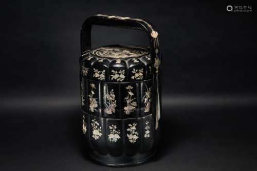 Lacquerware Baibao Embedded Food Box Qing Dynasty