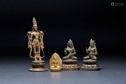 A group of gilt bronze Buddha statues in the Qing Dynasty