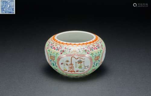 Pastel Color Fushou Jar Qing Dynasty