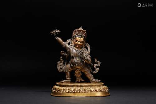 Gilt bronze statue of the Qing Dynasty