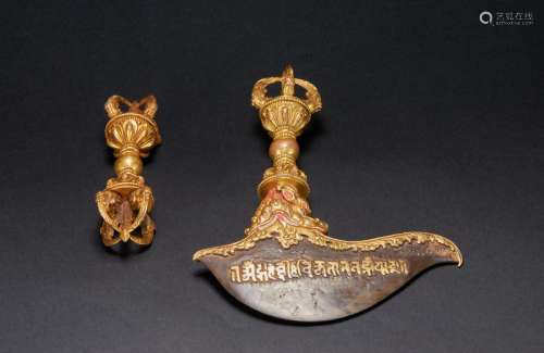 A set of gilt bronze artifacts in the Ming Dynasty