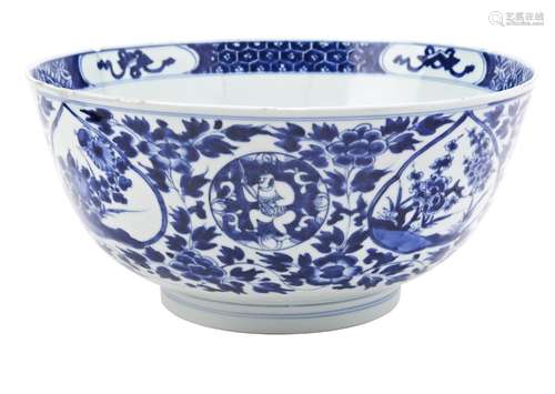 BLUE AND WHITE EXPORT BOWL QING DYNASTY 30cm diam  PROVENANC...