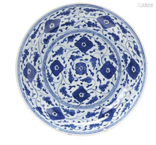 BLUE AND WHITE LOTUS DISH  QING DYNASTY, 18TH / 19TH CENTURY...