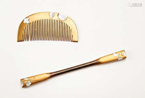 JAPANESE GILT LACQUER AND SHIBIYAMA COMB AND HAIR PIN SET ME...