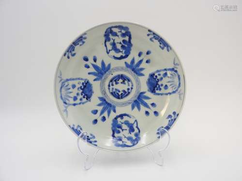 JAPANESE BLUE AND WHITE DISH  EDO PERIOD , 17TH CENTURY pain...