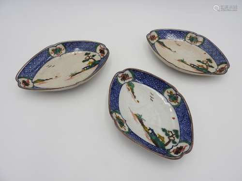 THREE JAPANESE KO KUTANI ENAMELLED OVAL DISHES 17TH CENTURY ...