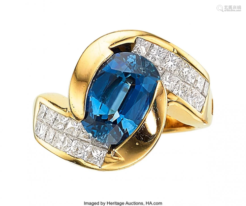 Sapphire, Diamond, Gold Ring Stones: Oval-shap