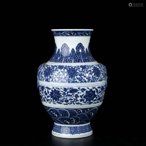 chinese blue and white porcelain vase