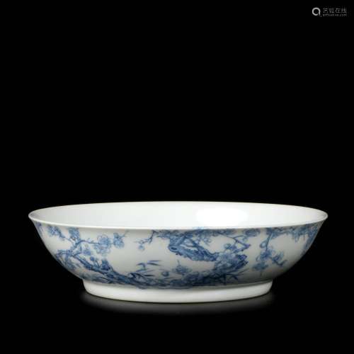 chinese blue and white porcelain dish