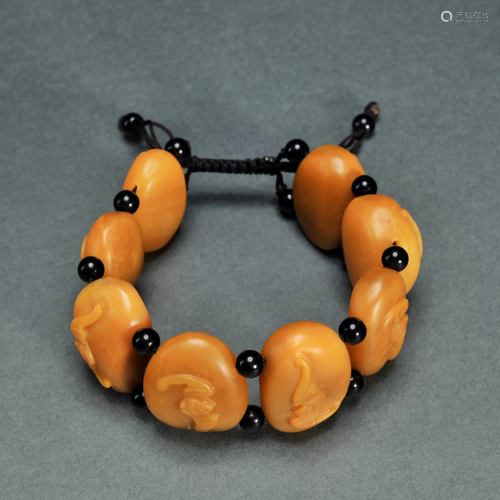 A Tianhuang Bered Bracelet