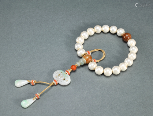 A Pearl Prayer Beads