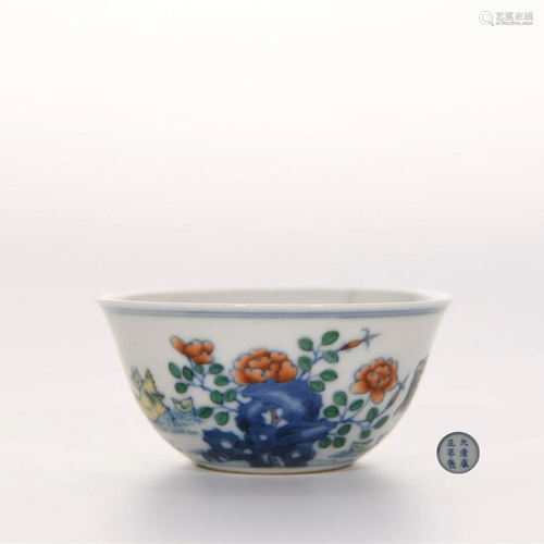 A Doucai Glazed Chicken Cup Yongzheng Mark