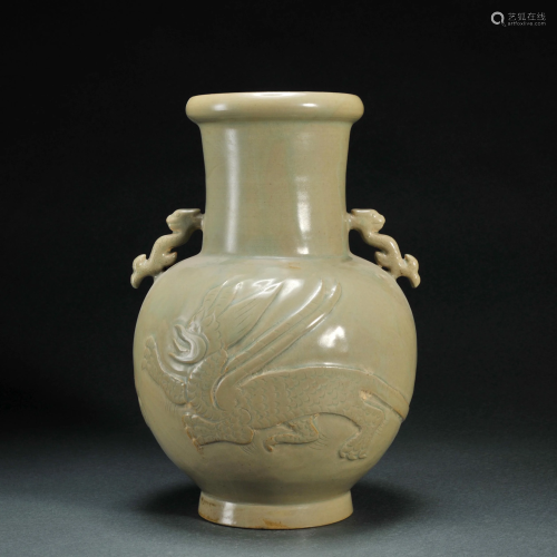 A Straw Glazed Vase