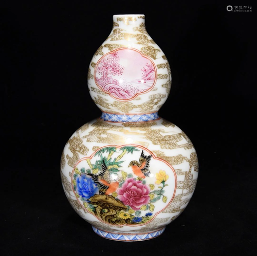 Qing Dynasty Qianlong enamel color gourd vase with gold