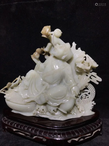 Hetian jade carving Jigong drunk ornaments, with