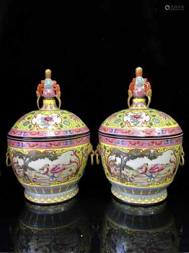 A pair of pots with characters and story patterns in