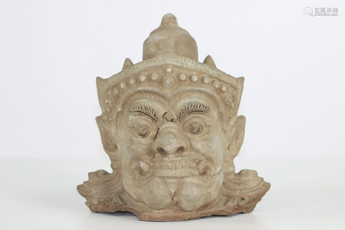 Ceramic head of guardian Yaksha - Sawan Khalok -17th