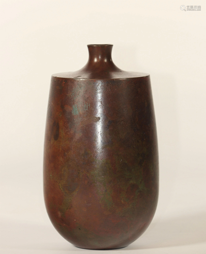 Bronze vase - ShÃµwa - by Hasegawa Yoshishisa