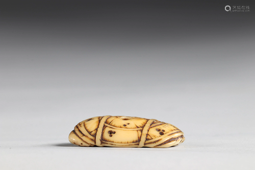 Netsuke Manju sculpted - a knotted shell. Japan Edo