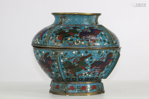 China covered cloisonne bronze pot with lion decoration