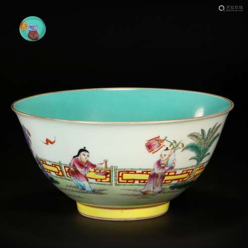 Colored Glazed Bowl with Human Design from Qing