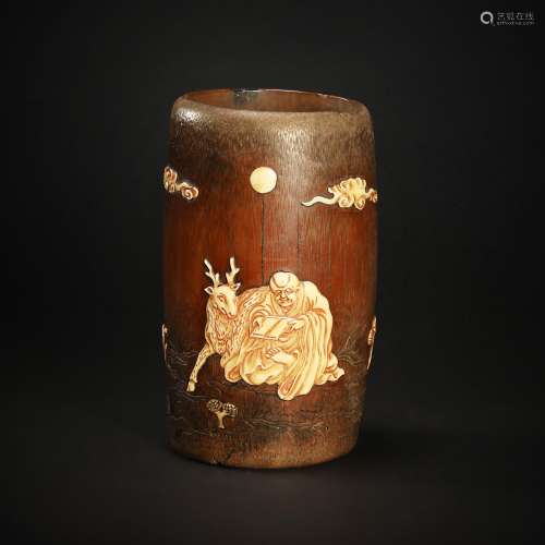 Bamboo carved Pen Holder from Qing