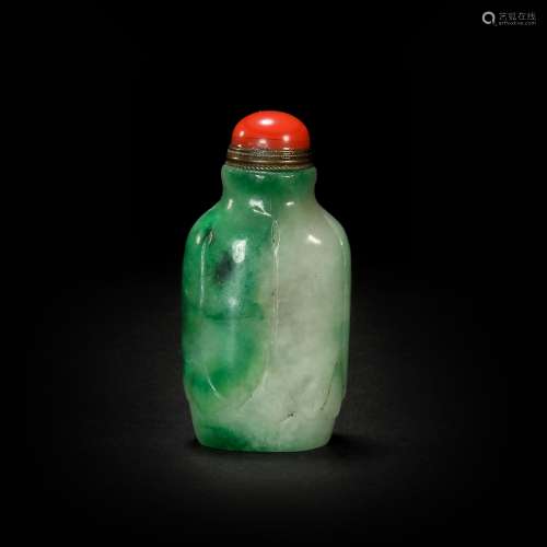 Green Jade Snuff Bottle from Qing