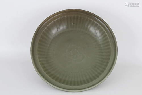 Chinese Ming Dynasty Longquan Glazed Dish