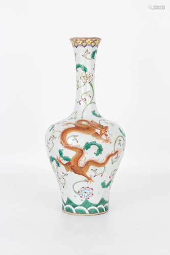 Chinese Famille Rose Dragon Vase, Qianlong Mark