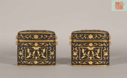 Pair Boxes Qianlong Style