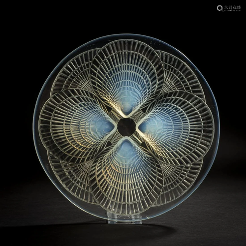 René Lalique, 'Coquille N° 1' plate, 1924