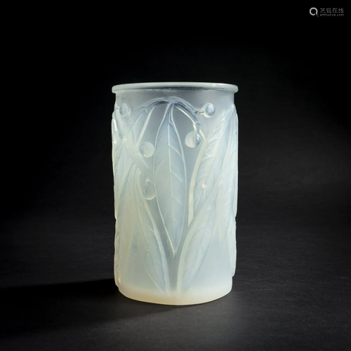 René Lalique, 'Laurier' vase, 1922