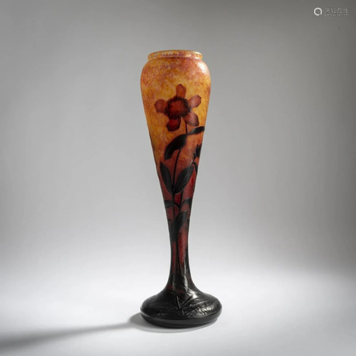 Daum Frères, Nancy, Tall 'Myrthe' vase, c. 1910