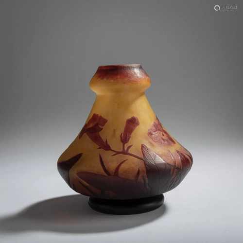 Daum Frères, Nancy, 'Bignones' vase, c. 1912