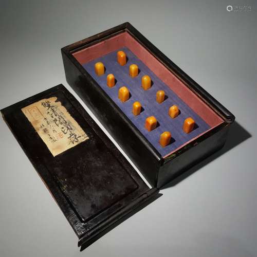 A  Box of Orpiment Seal Carved by Zhao Mu