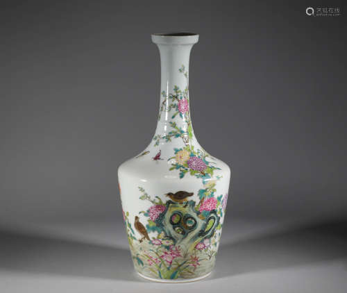 Qing Dynasty - Famille Rose Vase